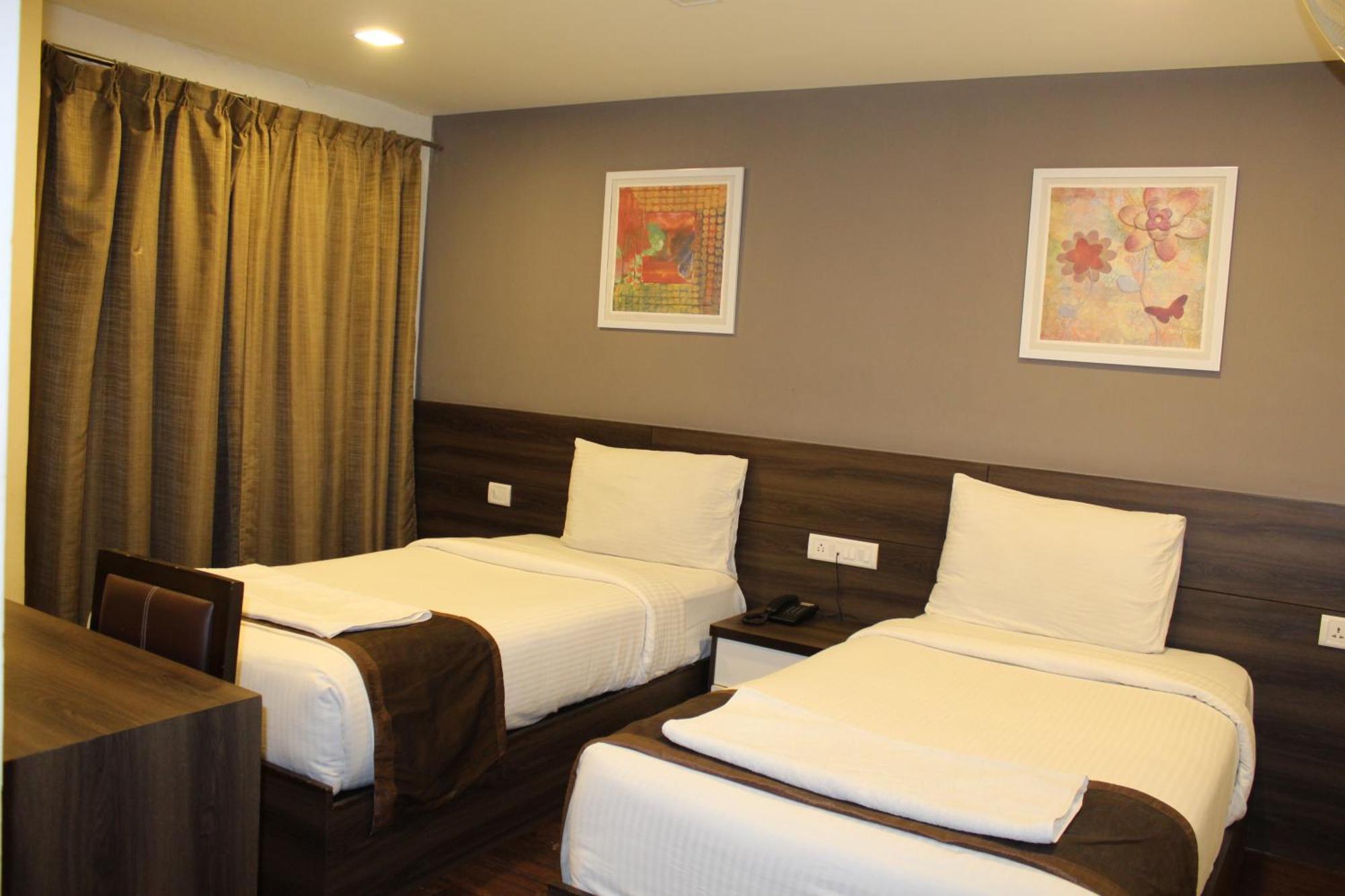 Hotel Royal Inn - Electronic City Bangalore Dış mekan fotoğraf